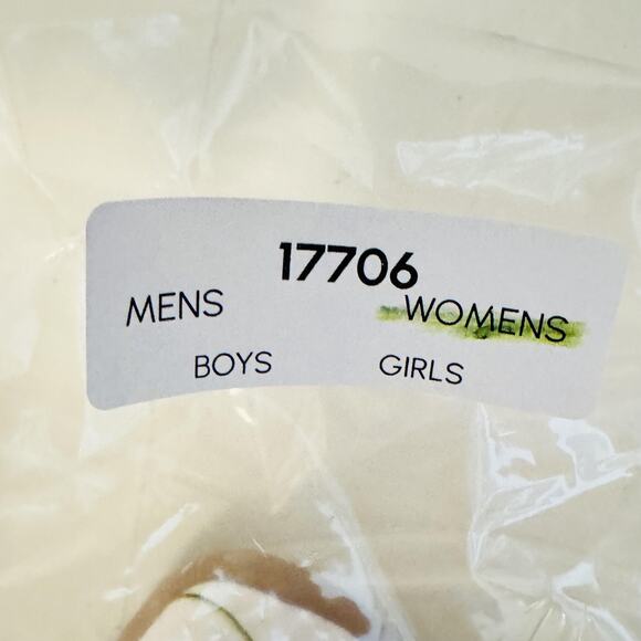 UIN Shoes Womens 5.5 White Canvas Toledo Dog Girl Art Walking Travel Slip On - Picture 13 of 13